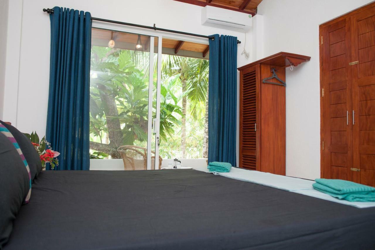 Alvas House Hotel Hikkaduwa Exterior photo